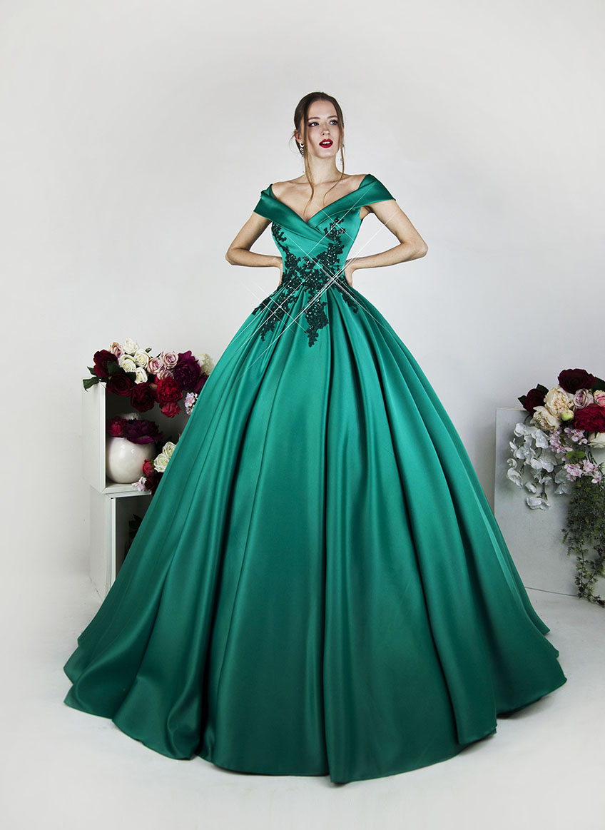 Luxusní zelené šaty na maturitní ples
