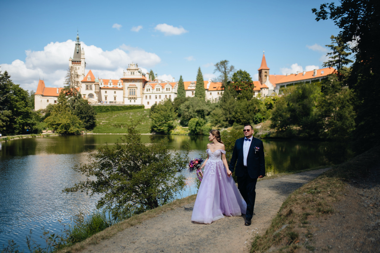 Šití svatebních šatů snadno a rychle